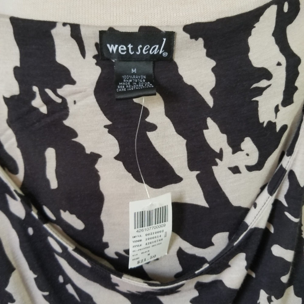 Wet Seal Belted Printed Dress - Picture 4 of 7